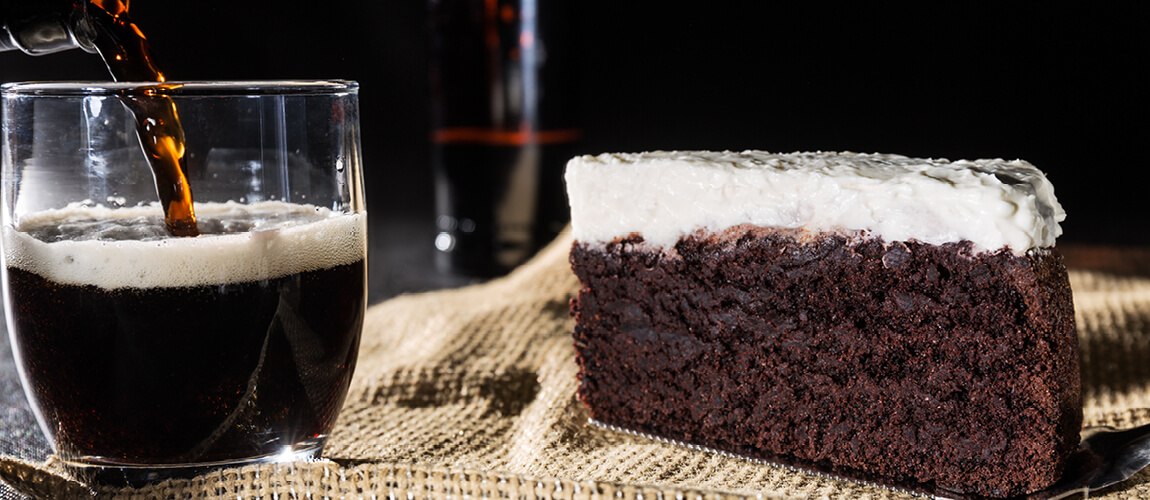 Aprenda a fazer bolo de chocolate com cerveja Imperial Stout